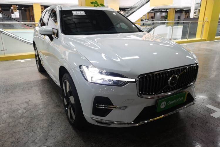 Volvo xc60 new energy 2025 — фото 3