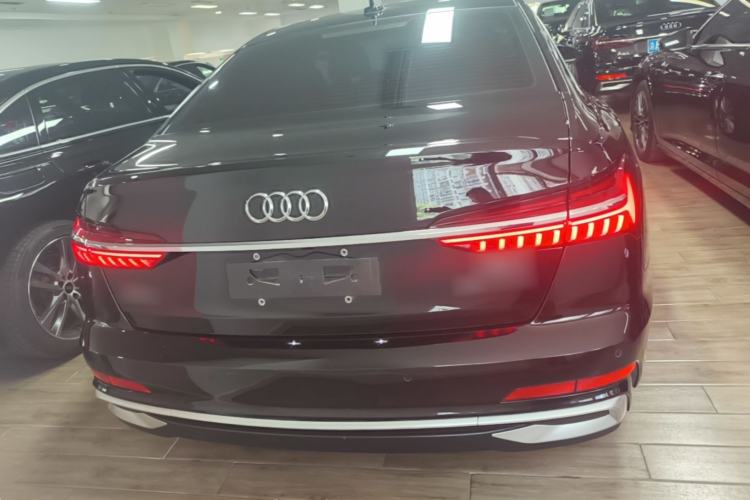Audi A6L 2023 — фото 5
