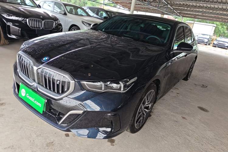 BMW i5 2024 — фото 1