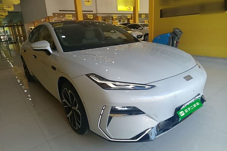 Geely Galaxy E8 2025 — 3