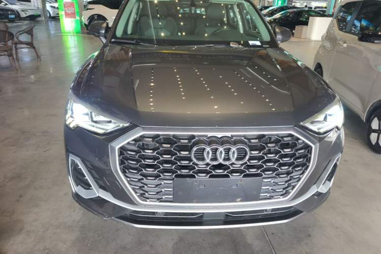 Audi Q3 2020 — 2