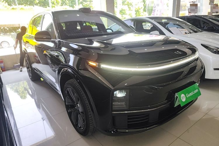 Li Auto L7 2023 — 3