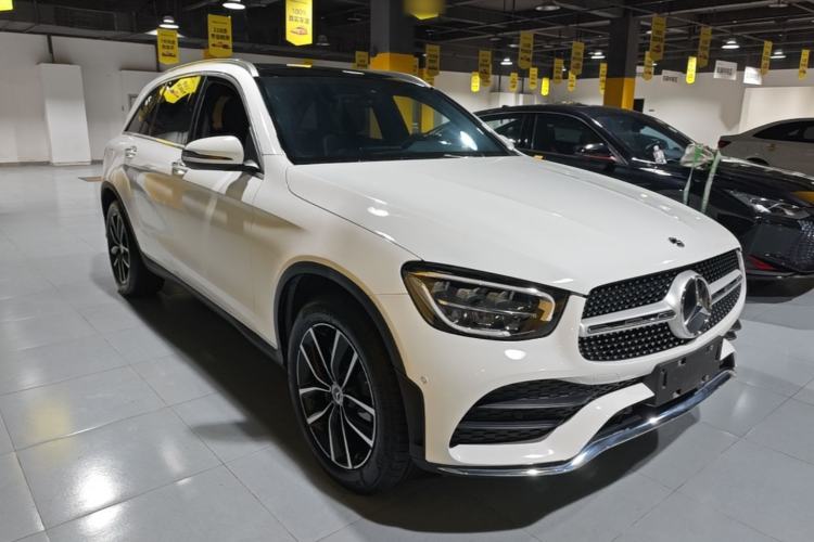 Mercedes-Benz GLC 260 L 2022 — фото 3