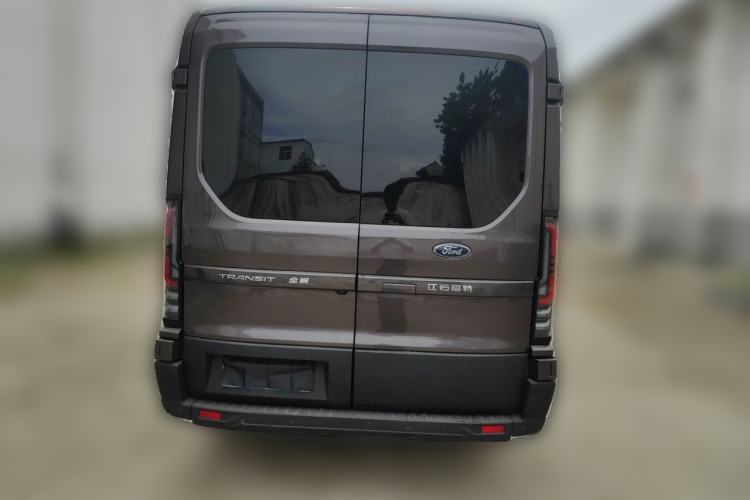 Ford Transit T8 2024 — 5