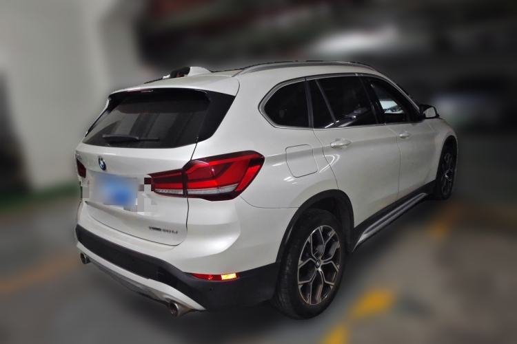 BMW X1 2021 — фото 4
