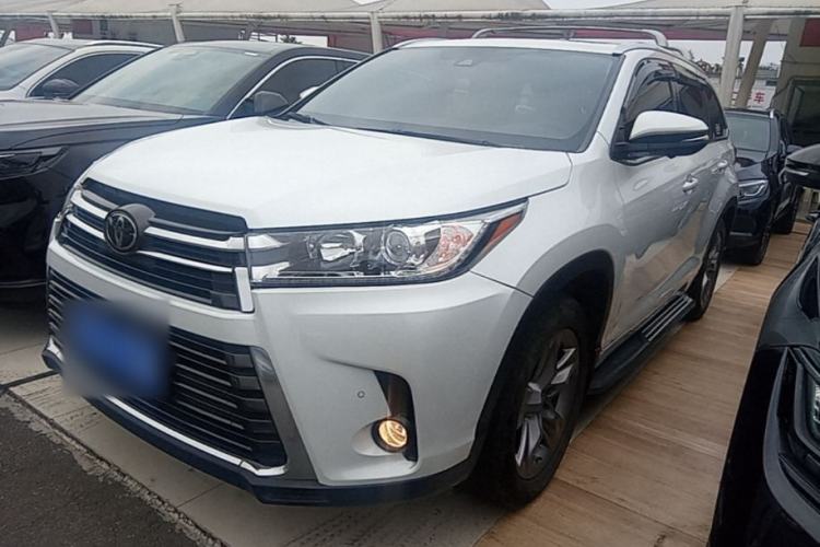 Toyota highlander 2021 — фото 1