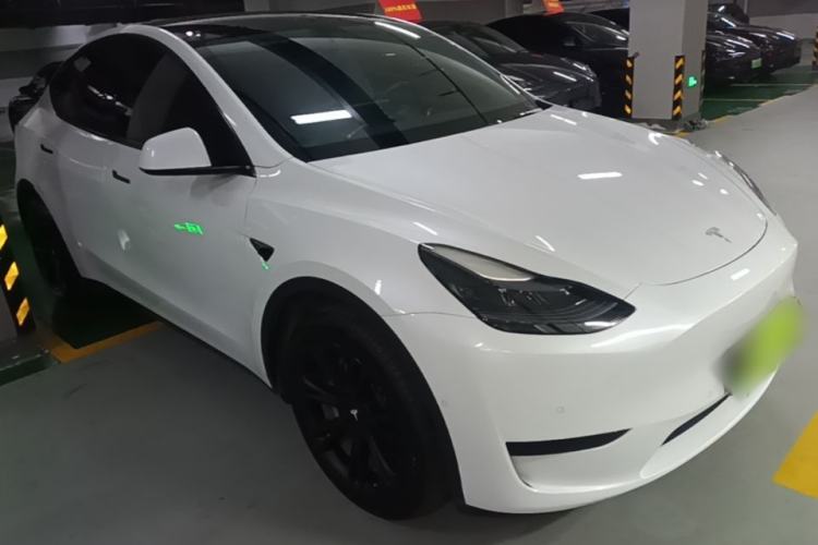 Tesla Model Y 2022 — фото 3