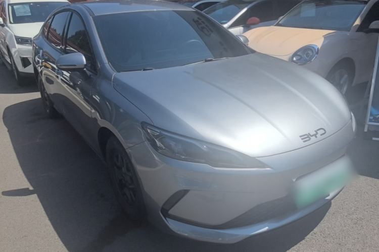 BYD Seal 05 DM-i 2025 — фото 3