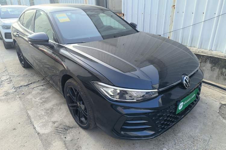 Volkswagen Passat 2026 — 3
