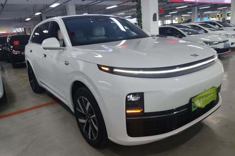 Li Auto L7 2023 — 3