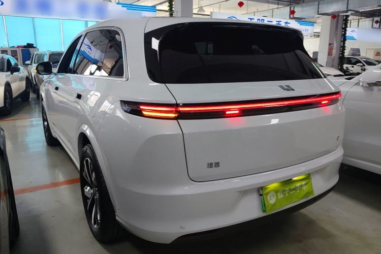 Li Auto L7 2023 — 4