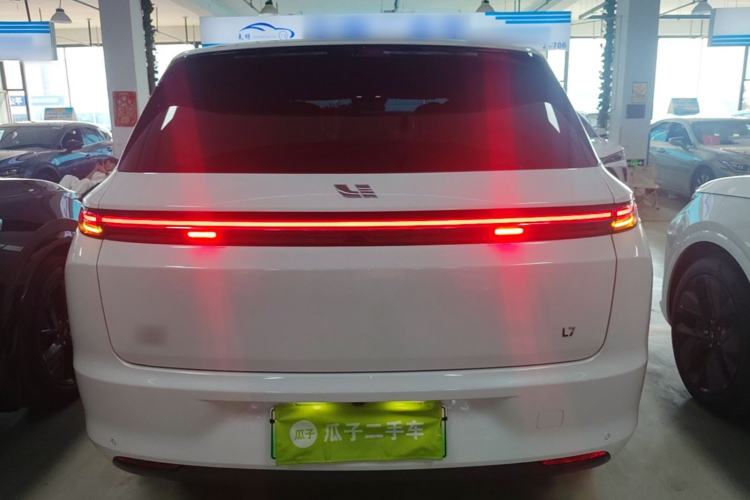 Li Auto L7 2023 — 5