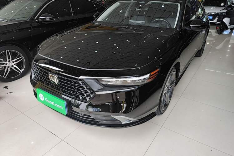 Honda Accord 2023 — фото 1