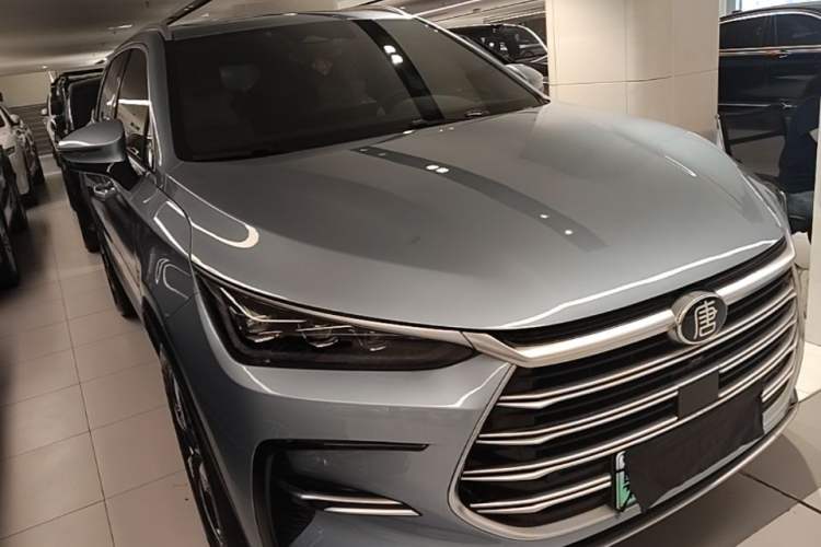 BYD Tang 2023 — 3