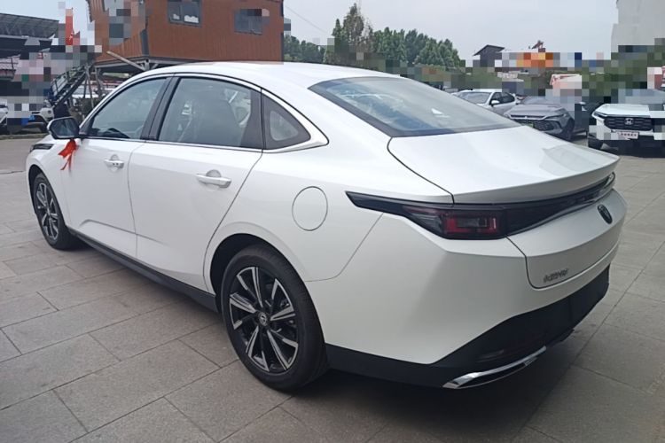 ChangAn Eado 2025 — 4
