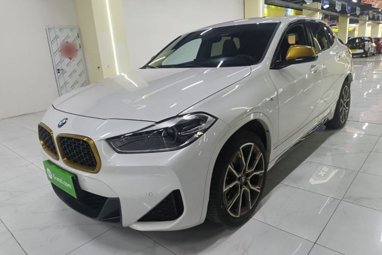 BMW X2 2023 — фото 1