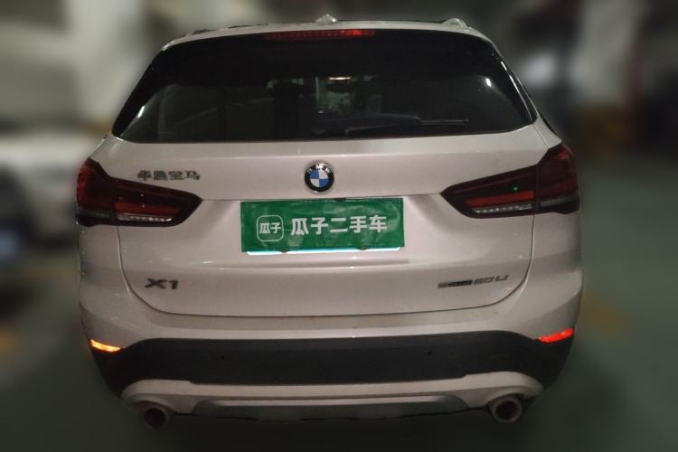 BMW X1 2022 — фото 3