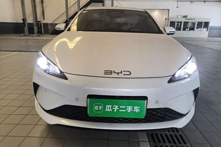 BYD Seal 05 2025 — фото 2