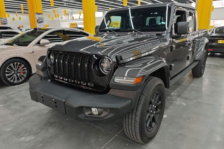 Jeep Gladiator 2023 — фото 1