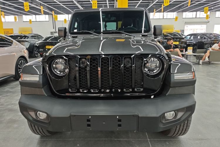 Jeep Gladiator 2023 — фото 2