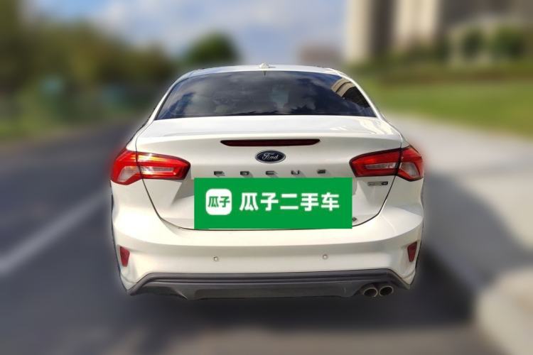 Ford Focus 2020 — 3