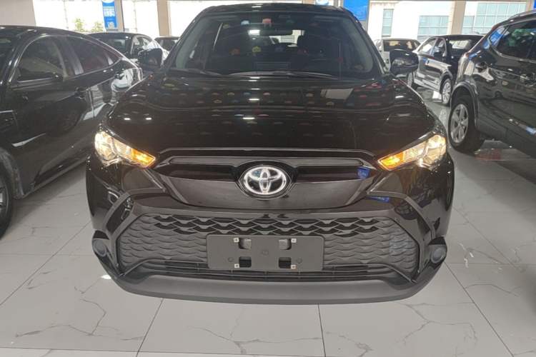 Toyota Frontlander 2023 — 2