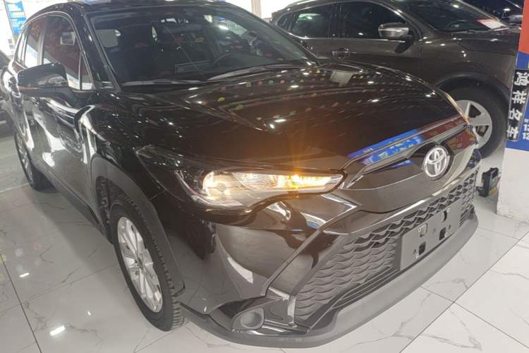 Toyota Frontlander 2023 — 3