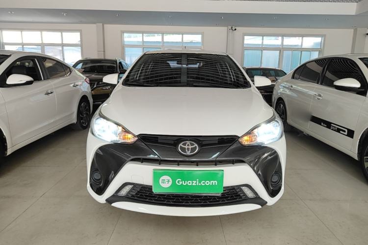 Toyota Yaris 2020 — фото 2