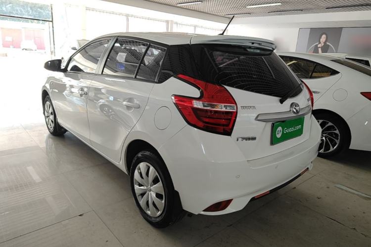 Toyota Yaris 2020 — фото 4