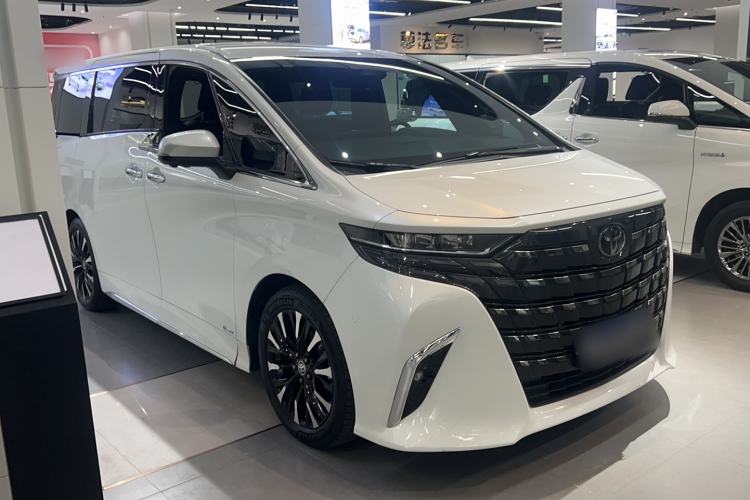 Toyota Alphard 2024 — фото 3