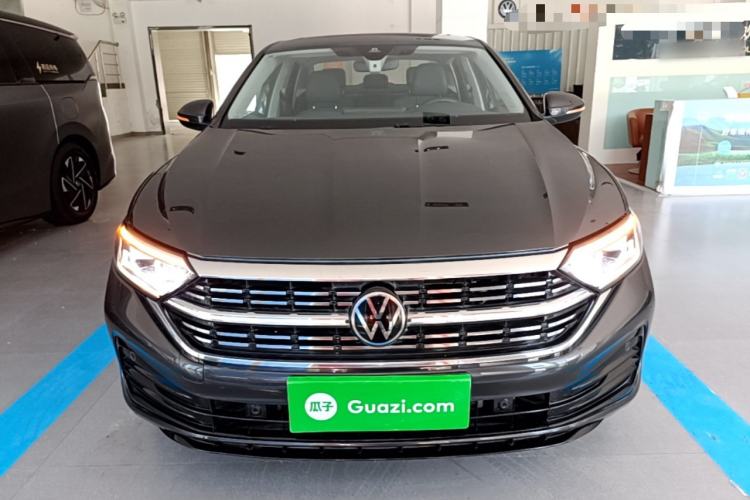 Volkswagen Sagitar 2023 — 2