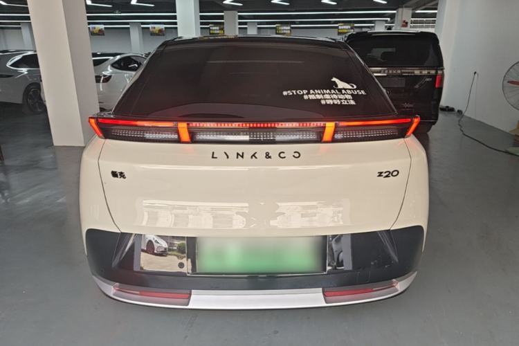 Lynk & Co Z20 2025 — 5