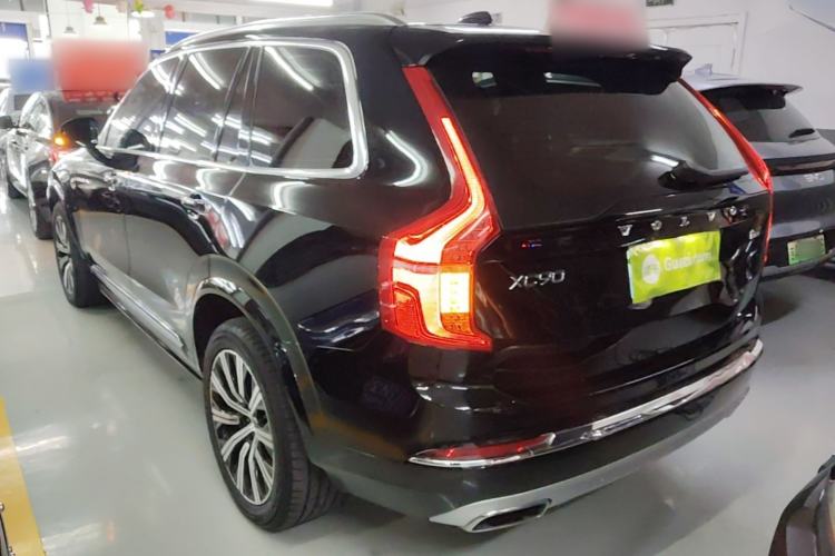 Volvo XC90 2021 — фото 4