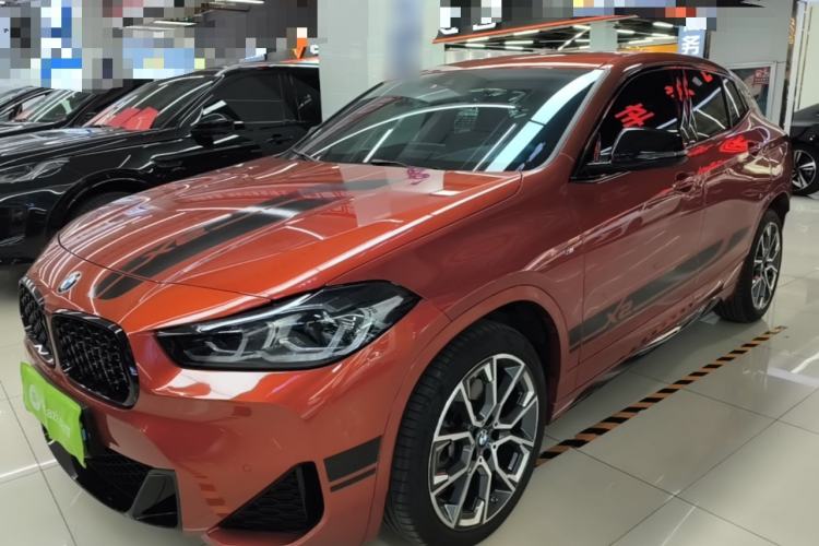 BMW X2 2022 — фото 1