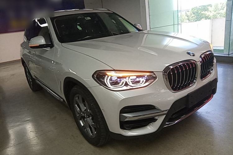 BMW X3 2021 — фото 3