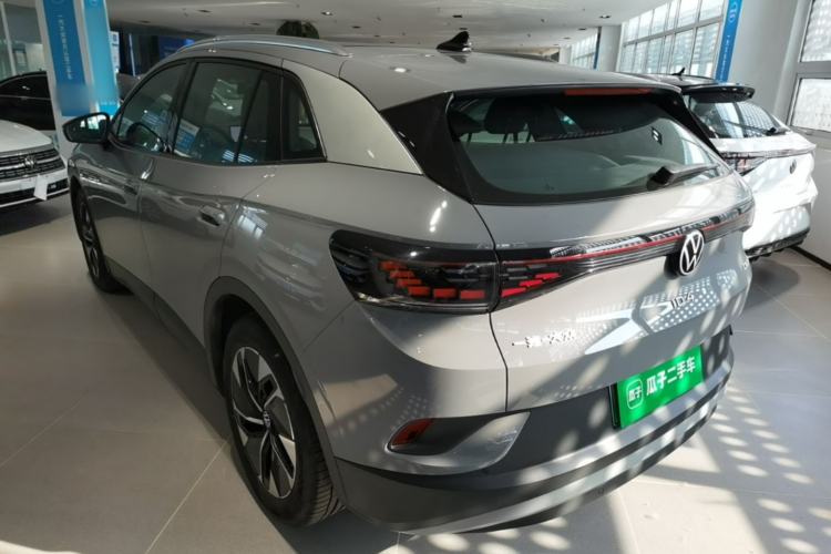 Volkswagen ID.4 CROZZ 2025 — 4