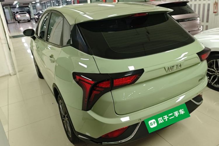 Neta V 2022 — 4