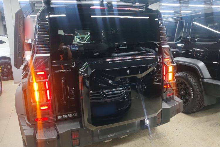 Jetour Traveler 2024 — 5