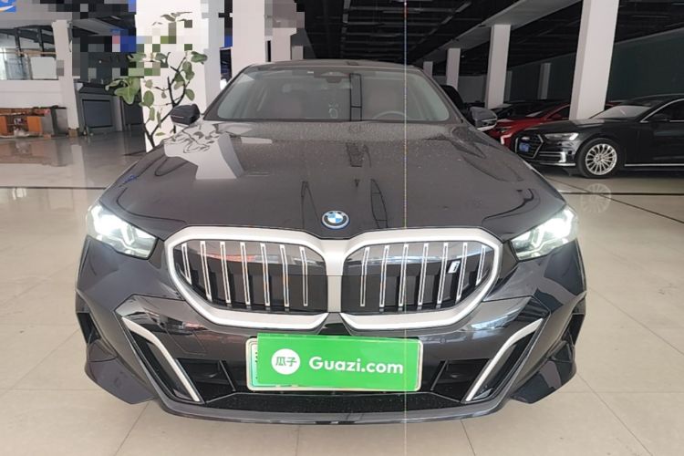 BMW i5 2024 — 2