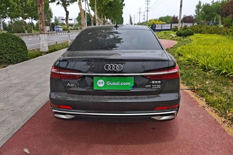 Audi A6 2025 — 5