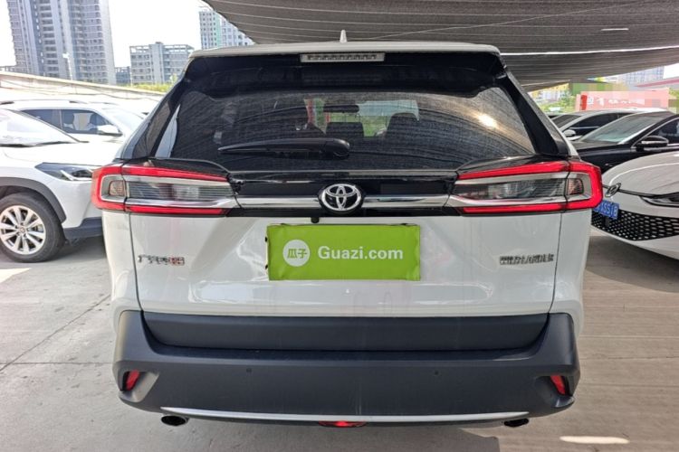 Toyota RAV4 2023 — 5