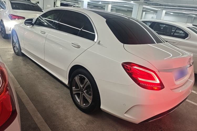 Mercedes-Benz C 260 L 2020 — фото 4