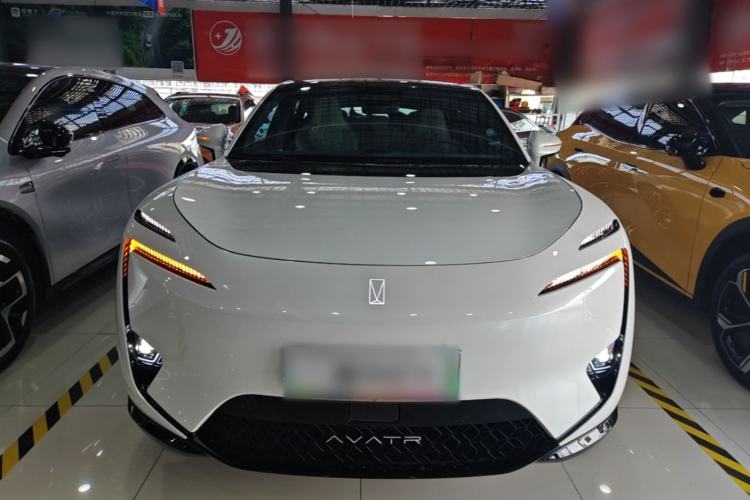 Avatr 11 2025 — 2