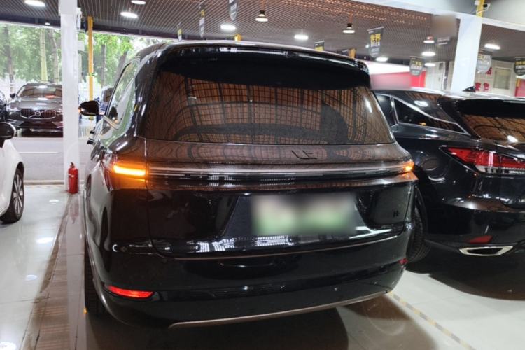 Li Auto L9 2025 — 5