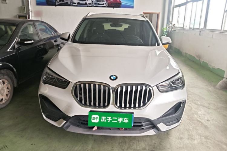 BMW X1 2022 — фото 2