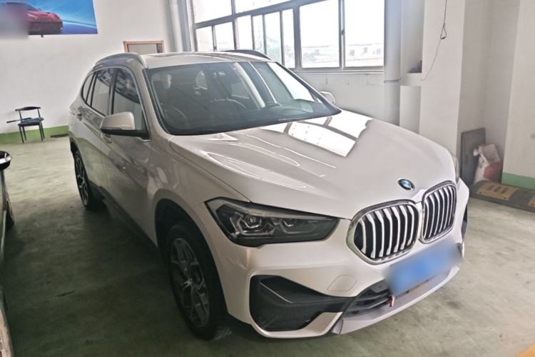 BMW X1 2022 — фото 3