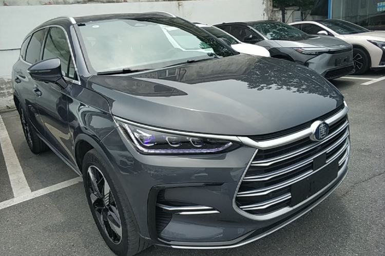 BYD Tang 2023 — 3