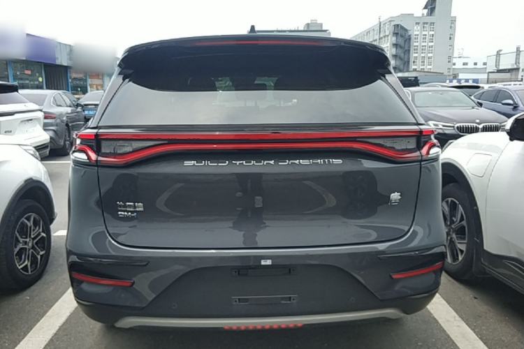 BYD Tang 2023 — 5