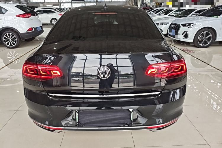 Volkswagen Magotan GTE 2022 — 5