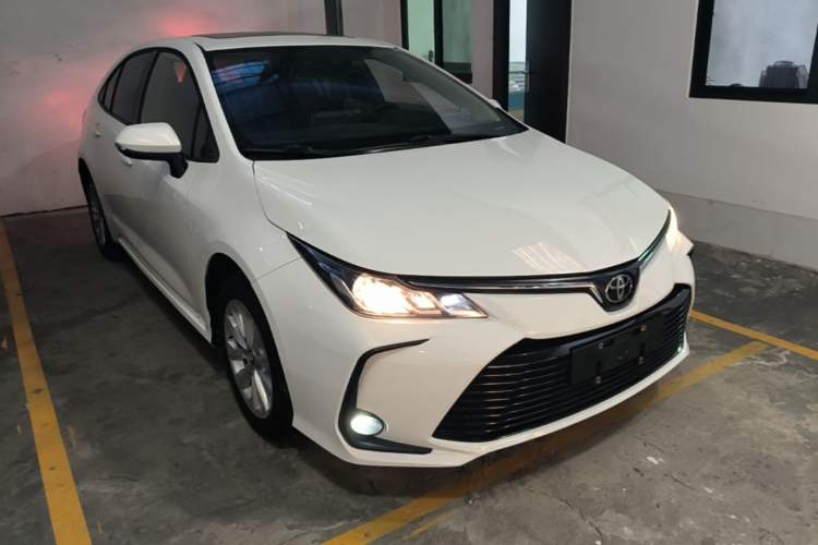 Toyota Corolla 2021 — 3